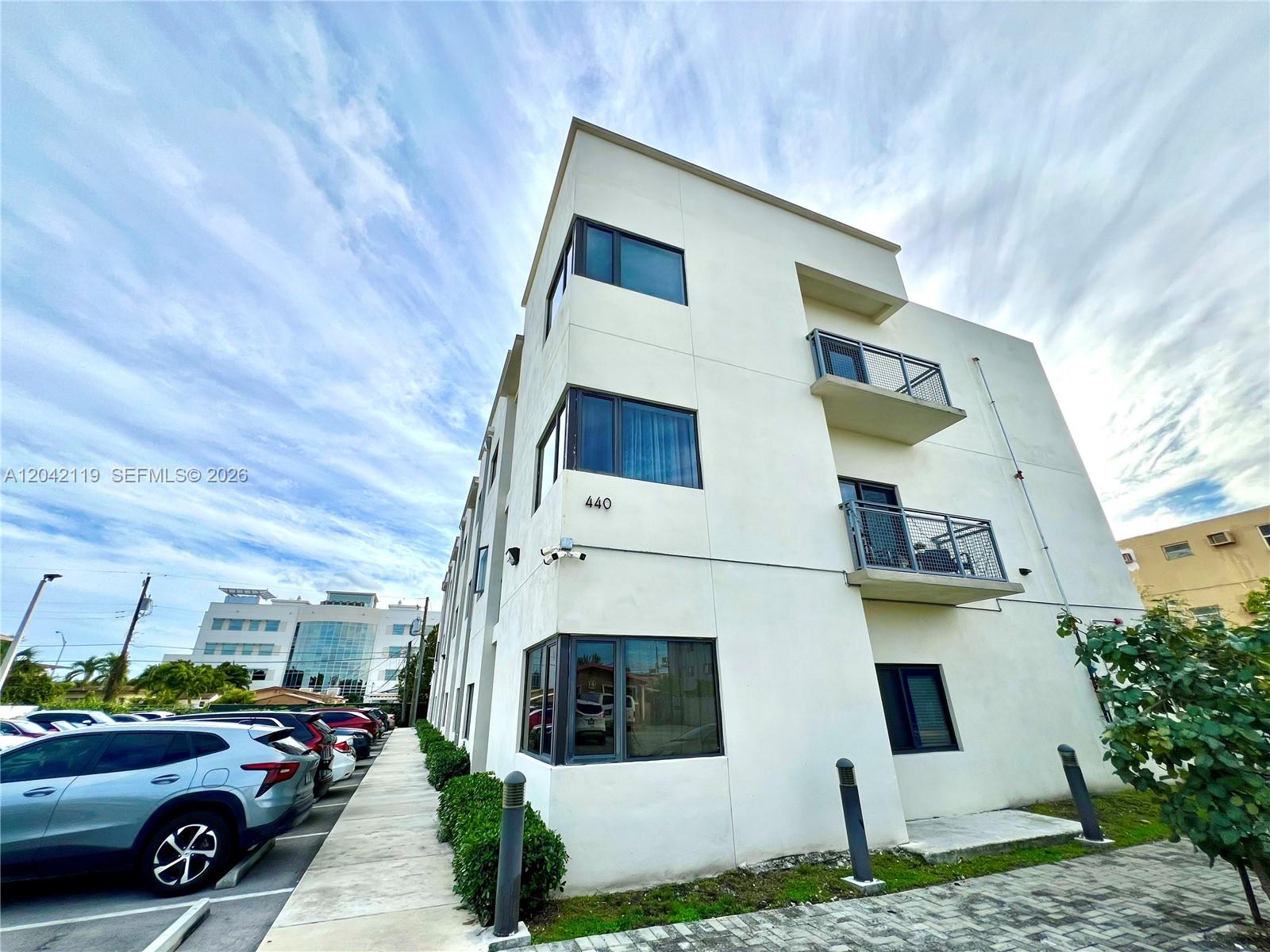 440 E 27th Street 204, Hialeah, FL 33013, Hialeah