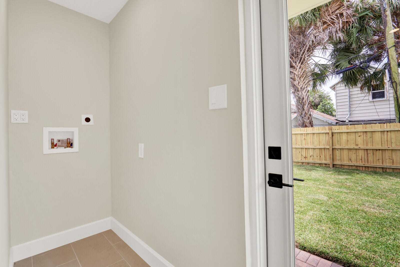 842 Selkirk Street, West Palm Beach, FL 33405 photo 25