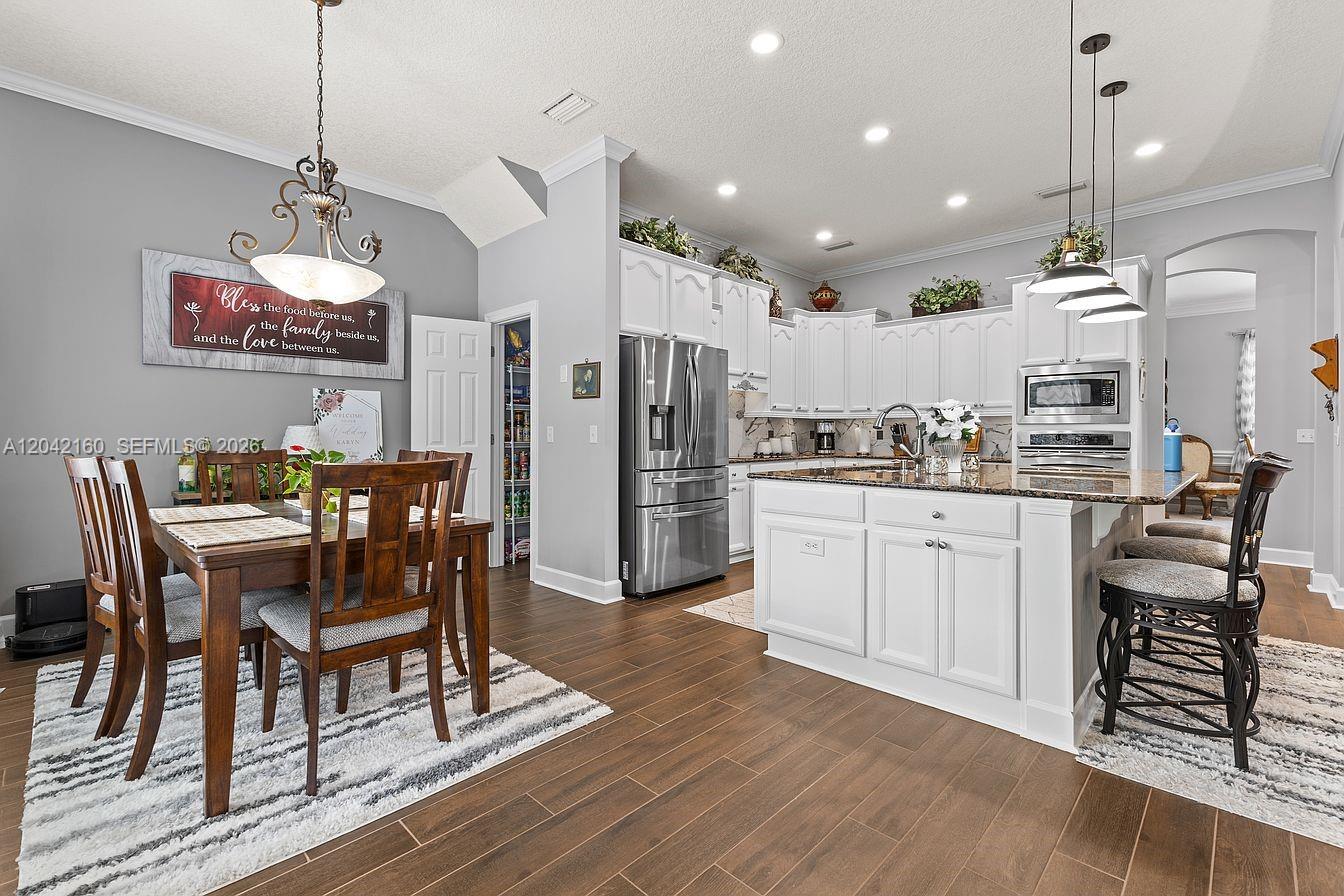 1642 Crooked Oak Drive — photo 12
