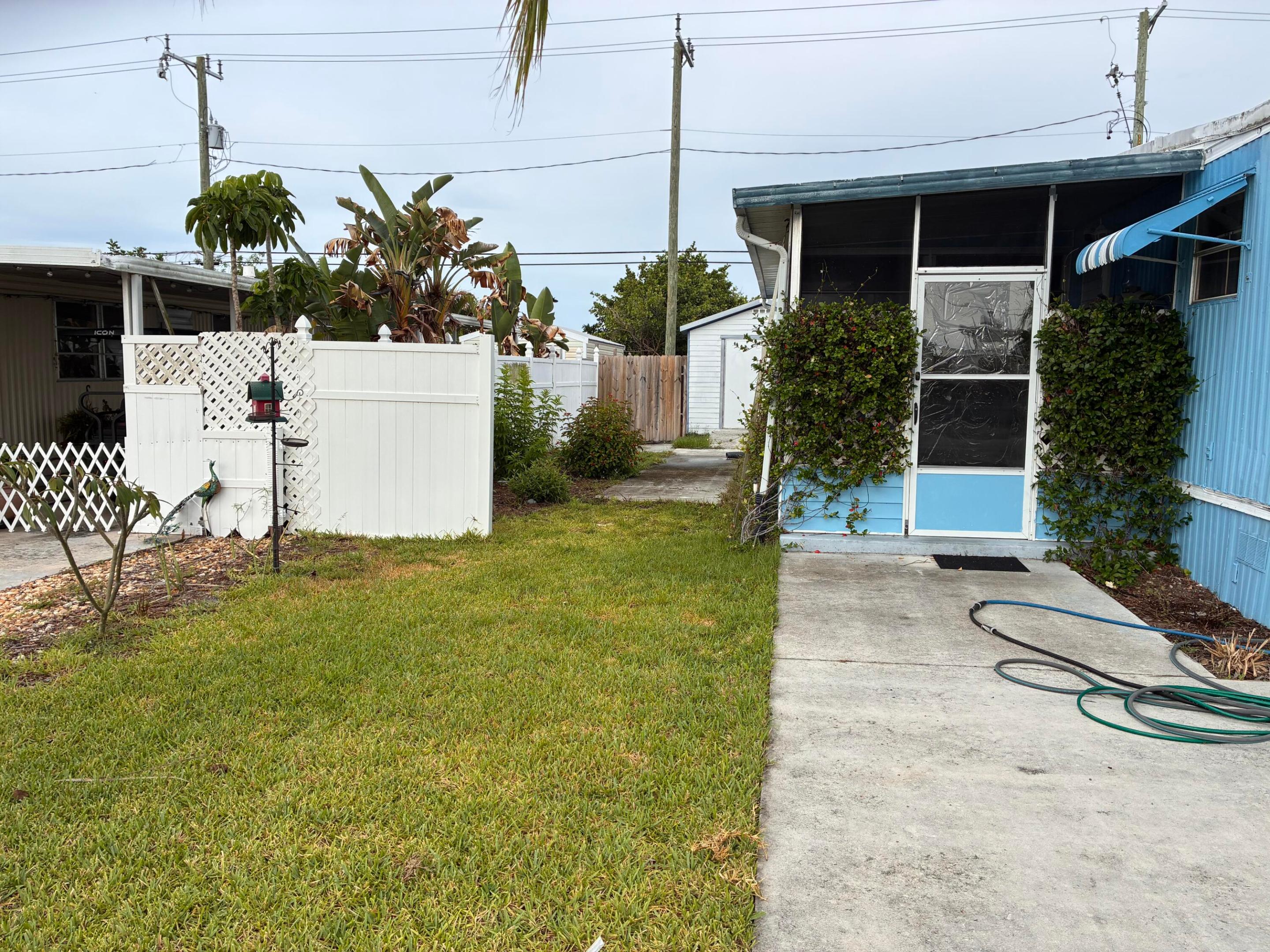 8268 SE Swan Avenue, Hobe Sound, FL 33455, Hobe Sound