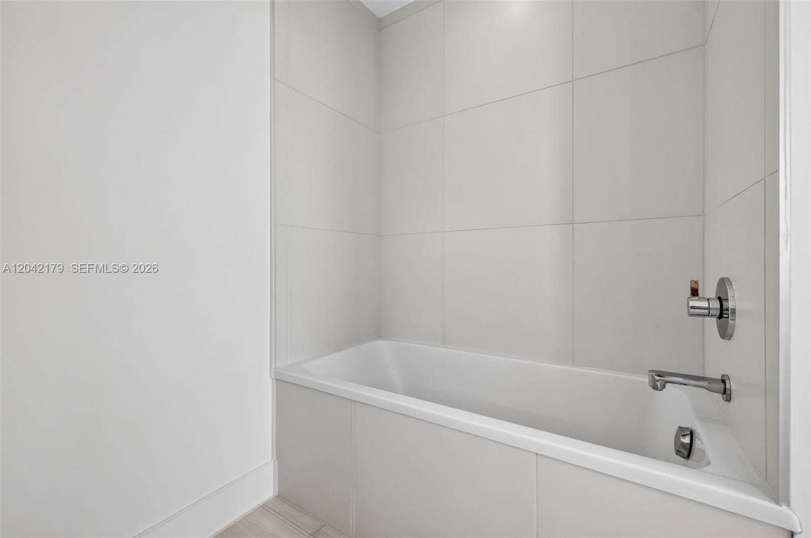 2000 Metropica Way 616, Sunrise, FL 33323 photo 14