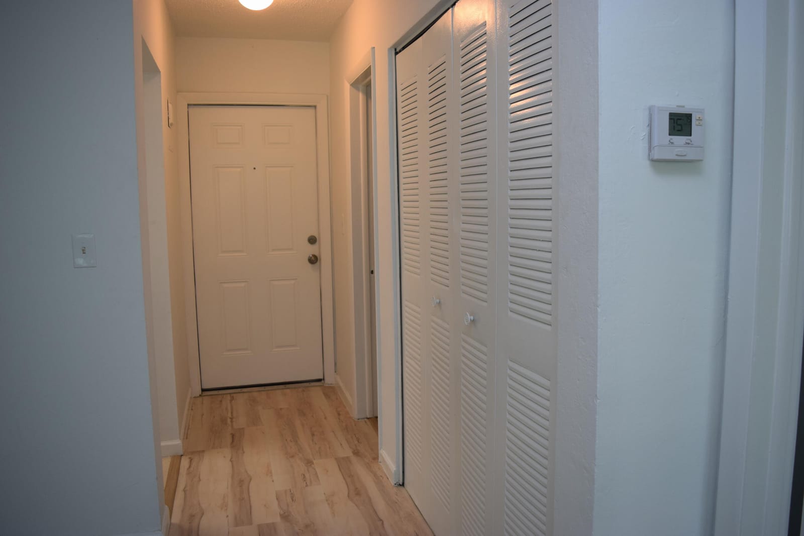 151 SE 6th Avenue Apt 14 — photo 2
