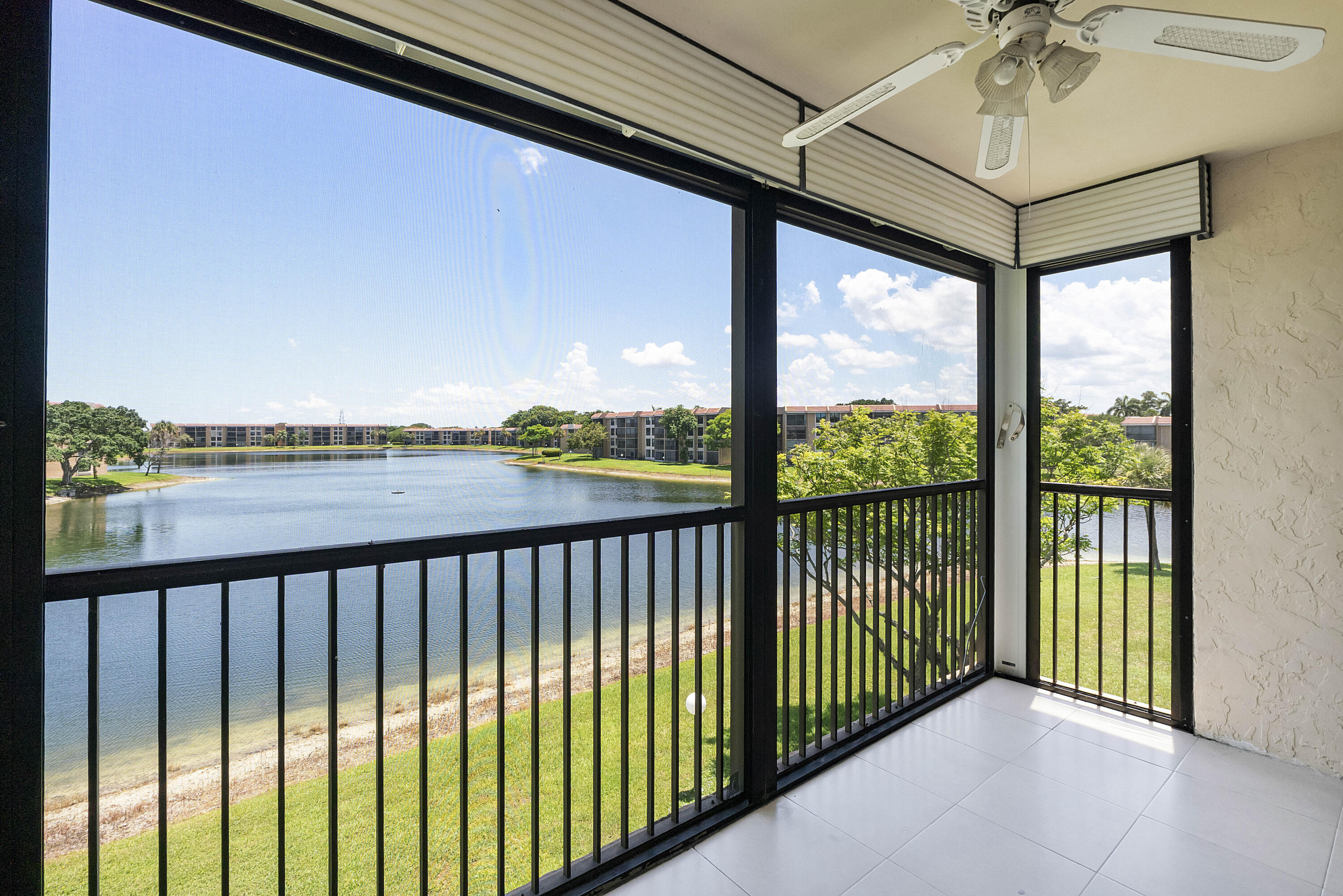 5828 Coral Lake Drive, Margate, FL 33063 photo 14