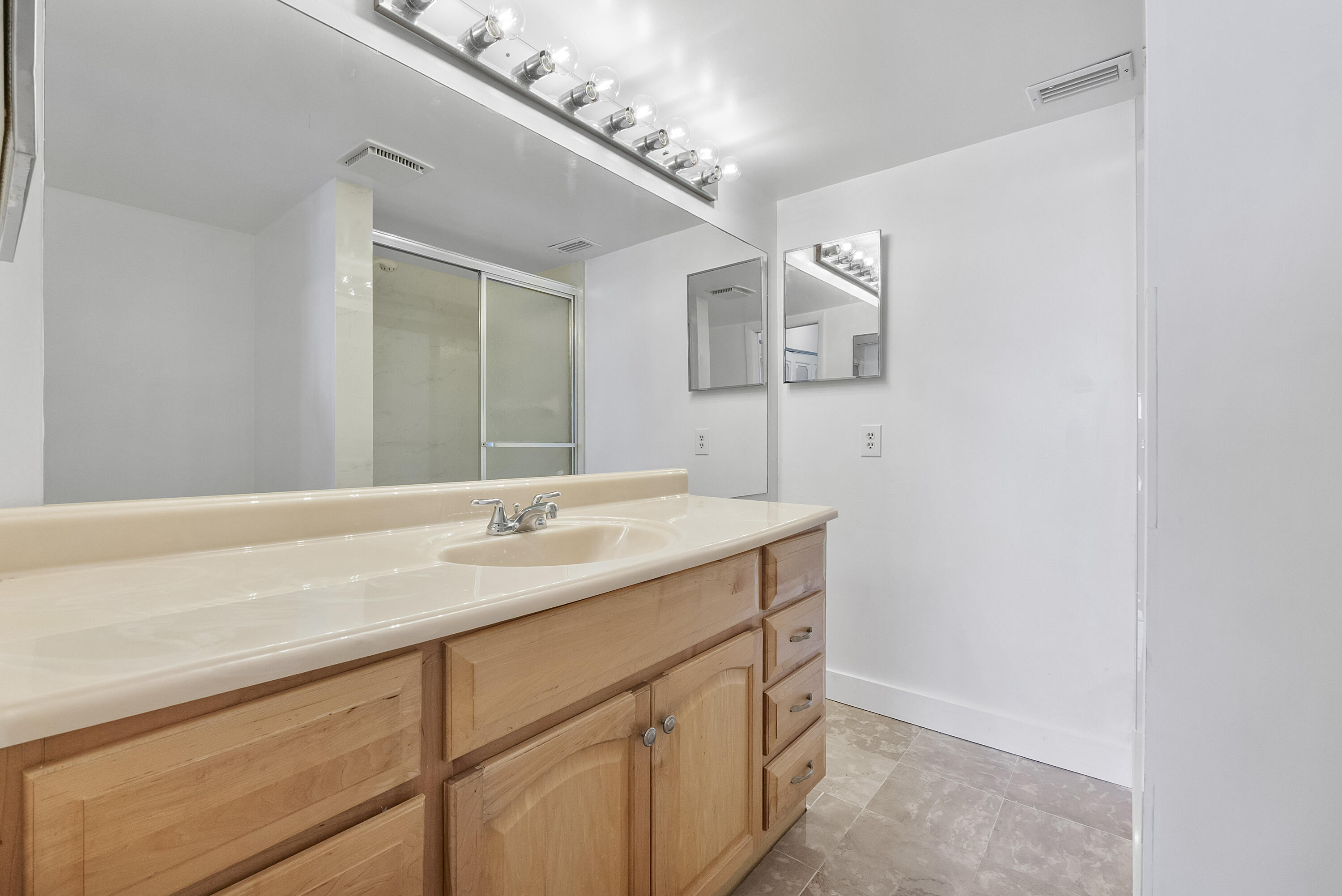 5828 Coral Lake Drive, Margate, FL 33063 photo 19