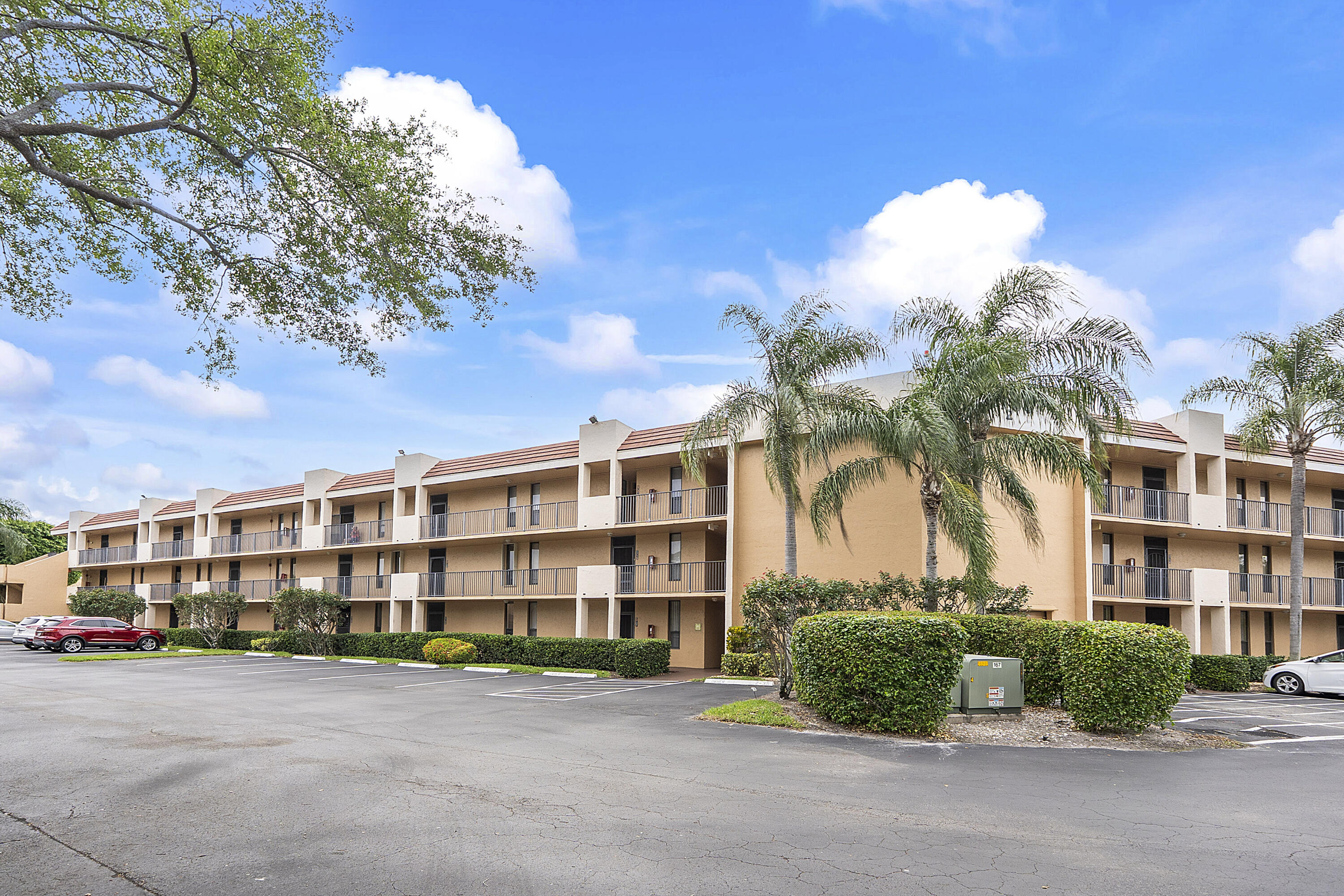 5828 Coral Lake Drive, Margate, FL 33063, Margate