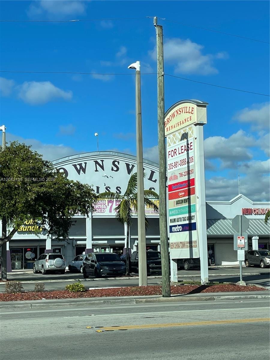 2901 NW 50th Street — photo 11