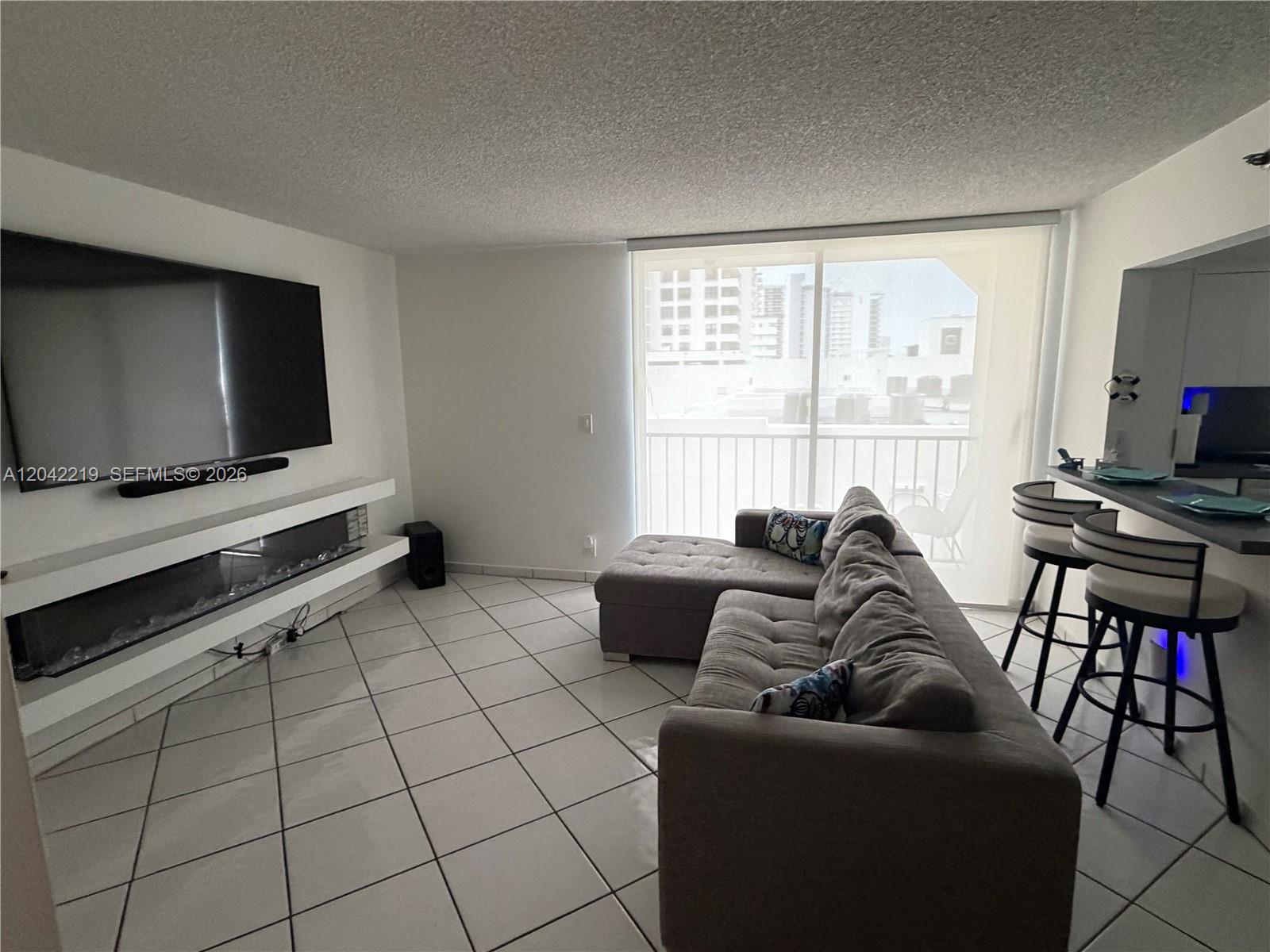 2625 Collins Avenue 420, Miami Beach, FL 33140, Miami Beach