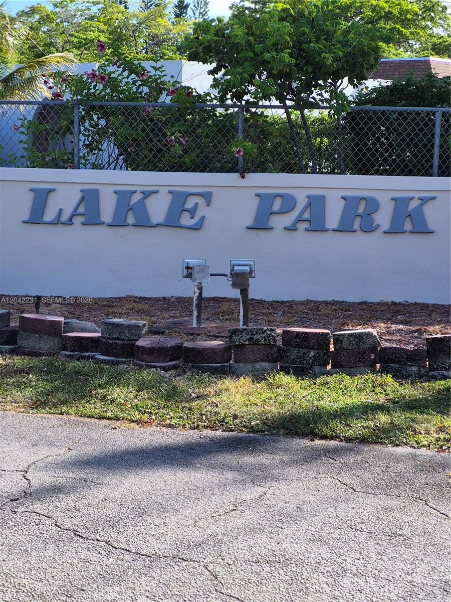 942 NE 199th Street 4G, Miami, FL 33179, Miami