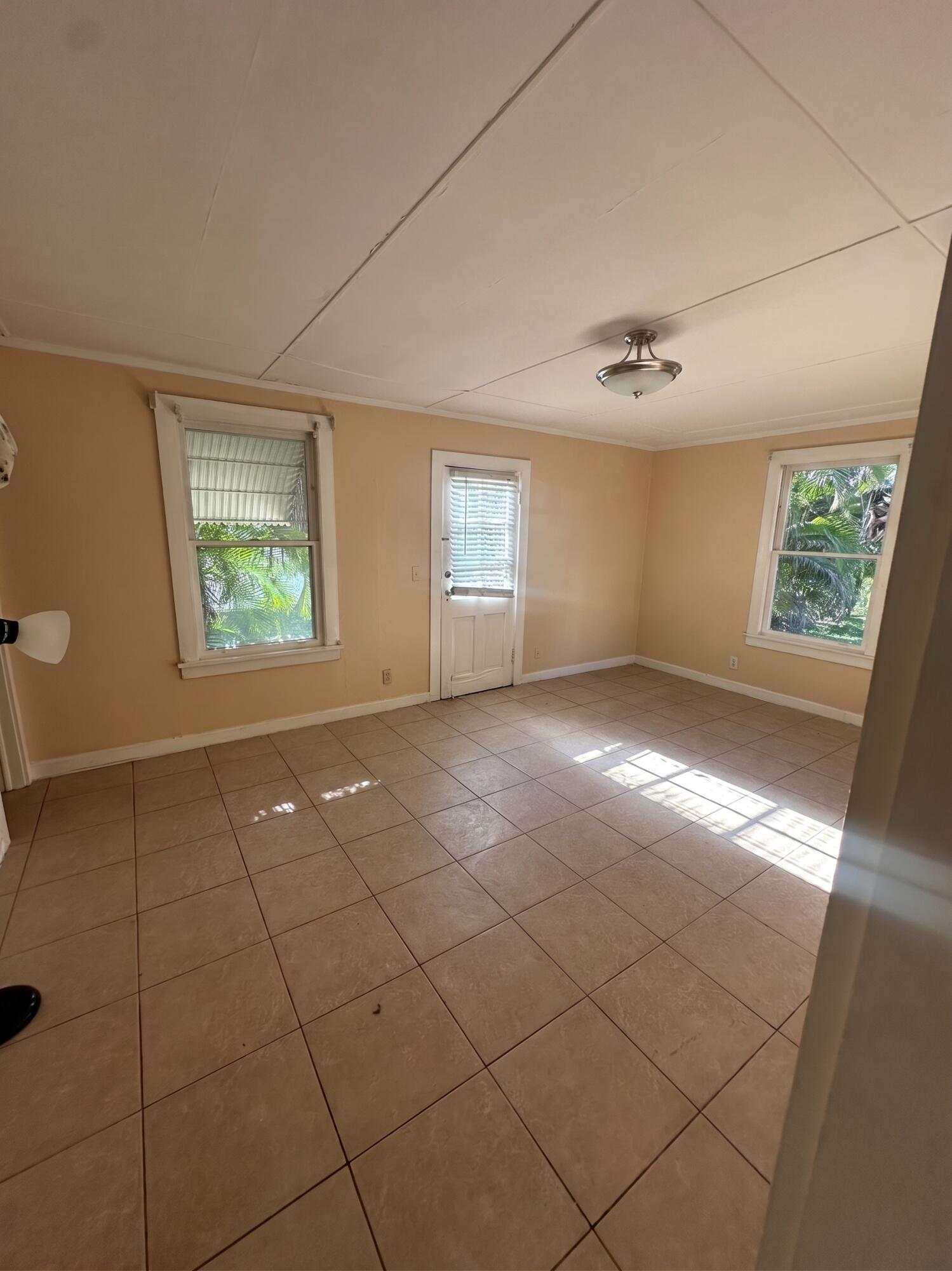 616 37th Street #2, West Palm Beach, FL 33407, West Palm Beach