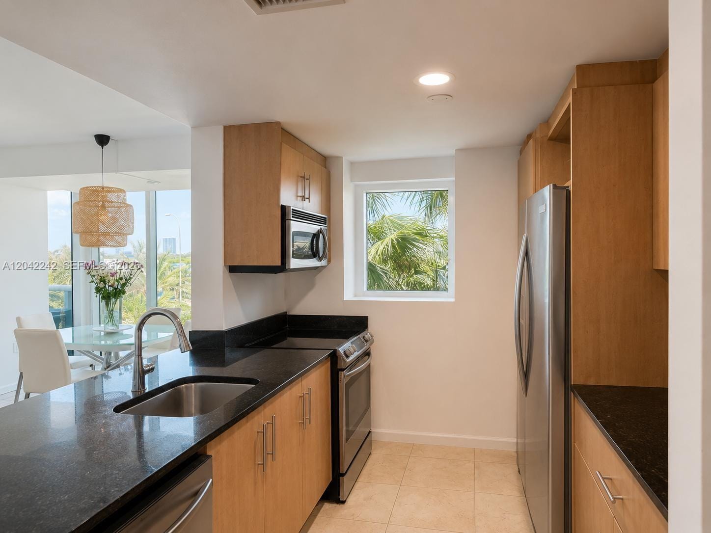 10275 Collins Avenue 431 — photo 9