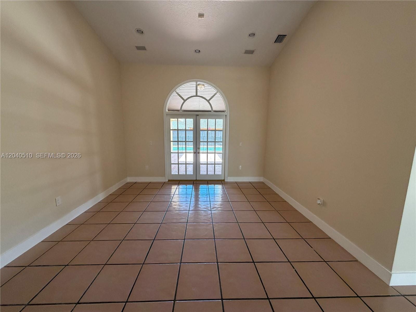 15836 SW 144th Place — photo 2