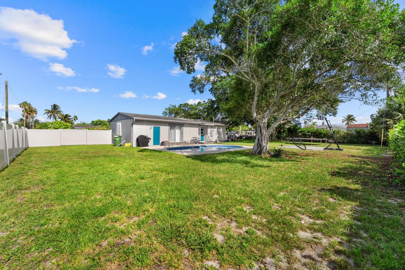 153 Abaco Drive, Palm Springs, FL 33461 photo 29
