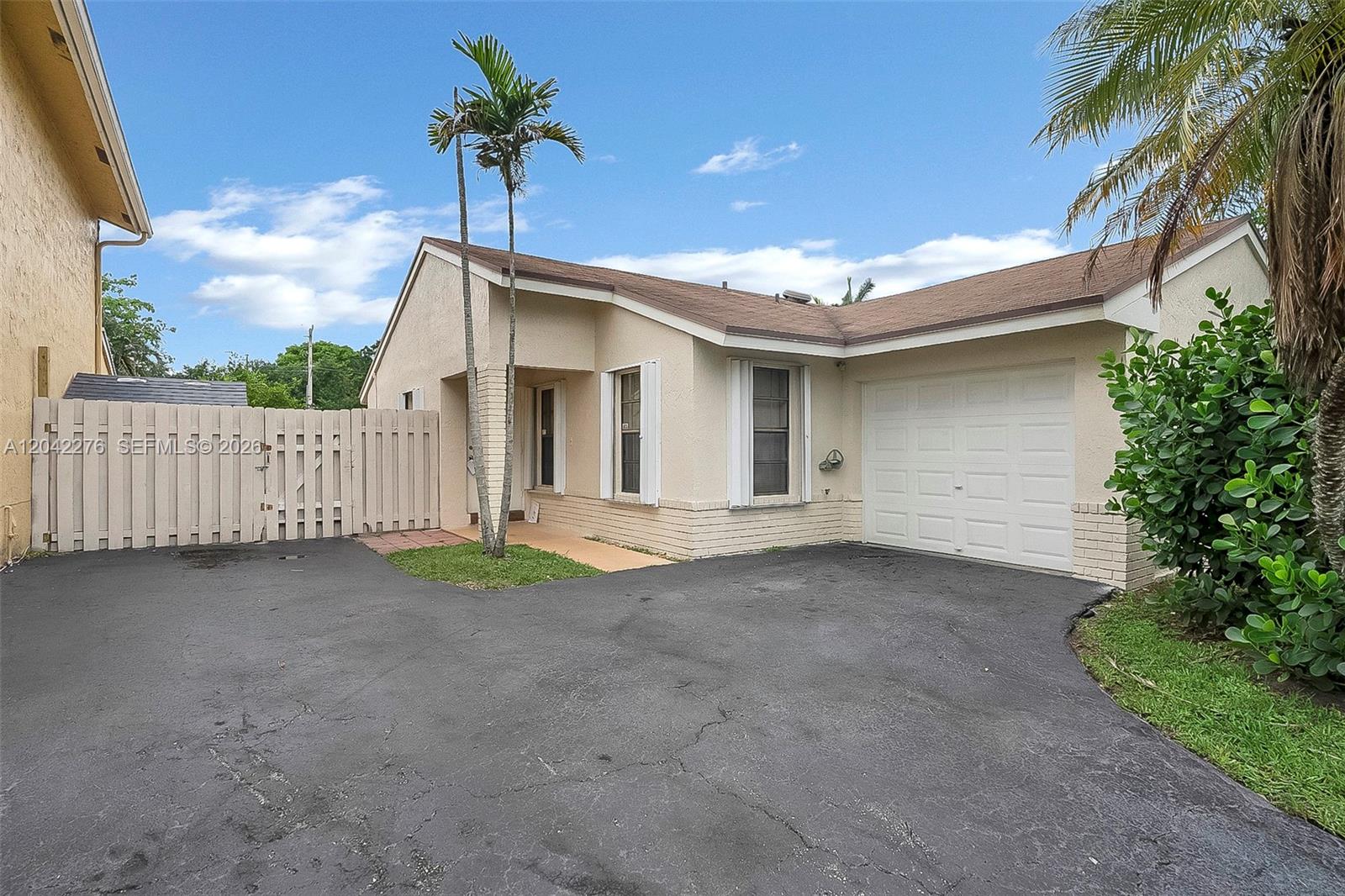 681 Thornridge Avenue, Davie, FL 33325, Davie