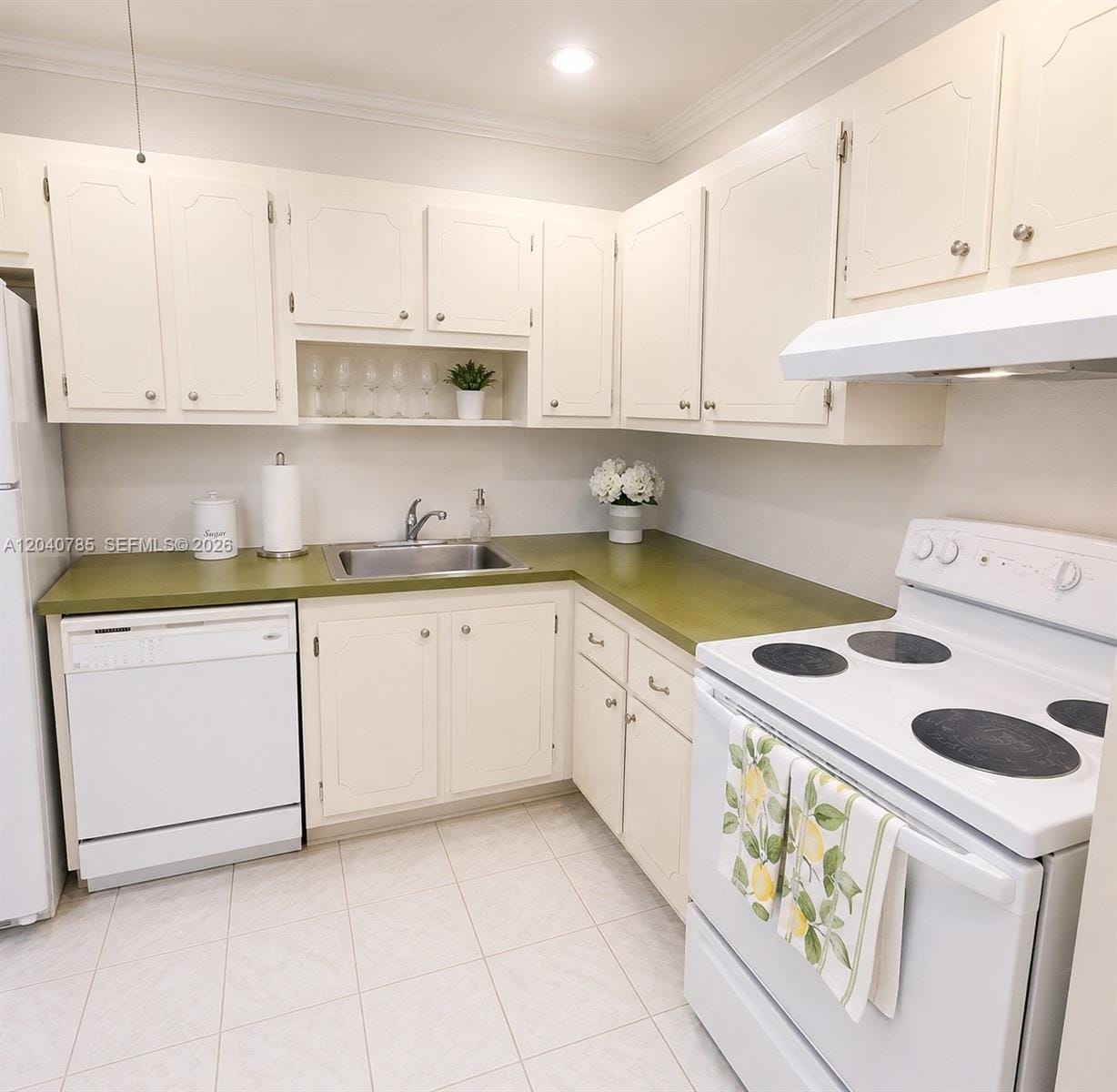 301 Cambridge Road 306 — photo 4