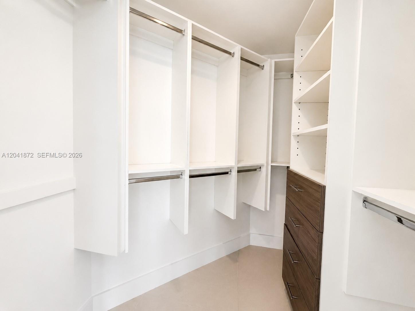 1010 SW 2nd Avenue 1504 — photo 5