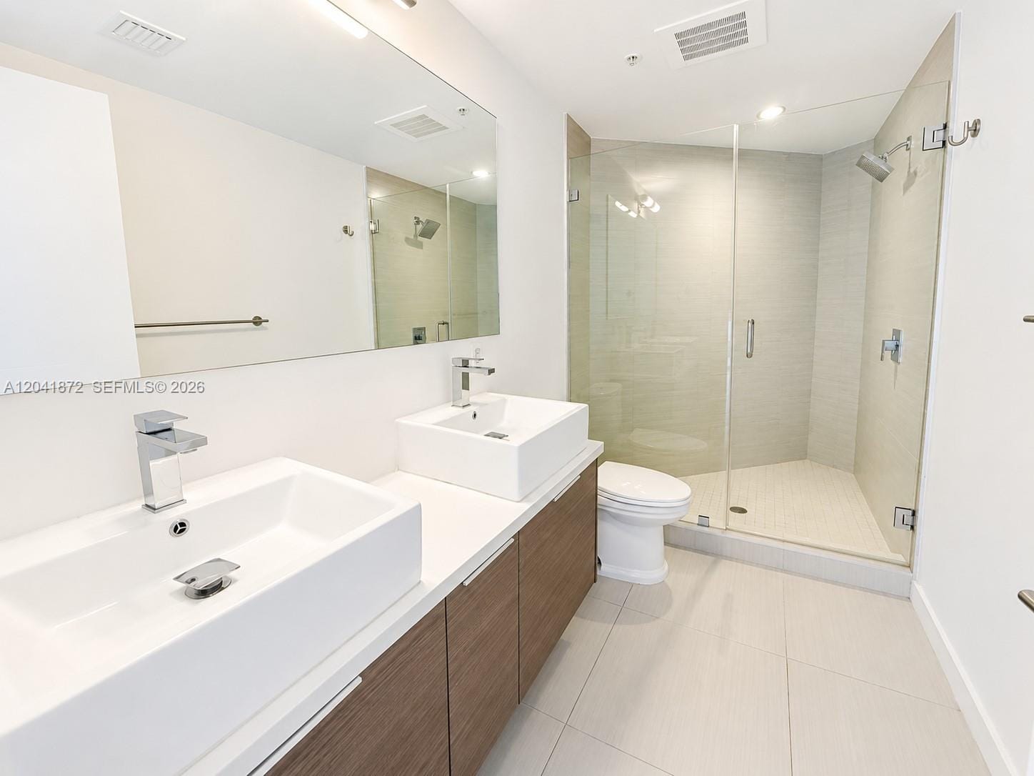 1010 SW 2nd Avenue 1504 — photo 6