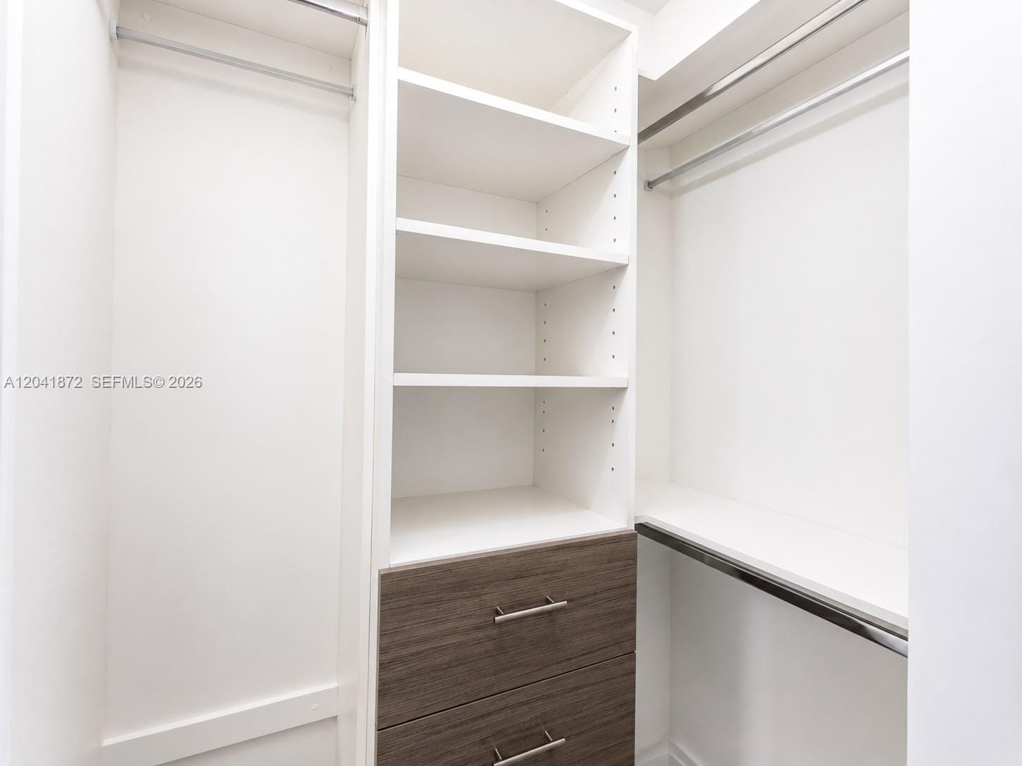 1010 SW 2nd Avenue 1504 — photo 7