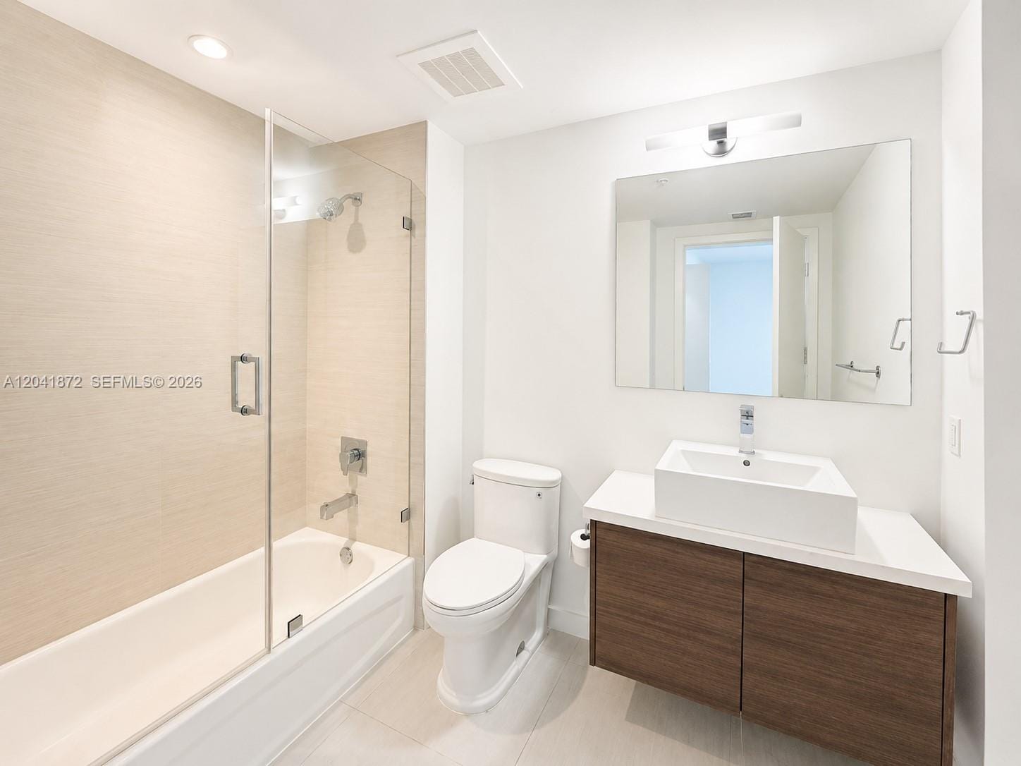 1010 SW 2nd Avenue 1504 — photo 9