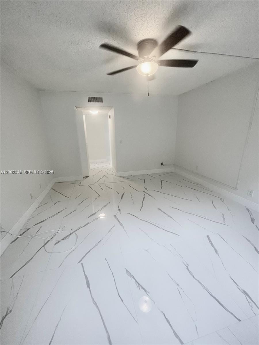 403 Lakeview Drive 106, Weston, FL 33326 photo 13