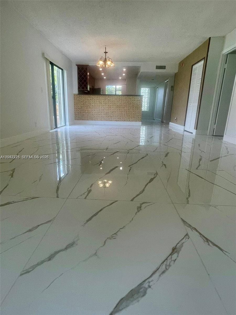 403 Lakeview Drive 106 — photo 4