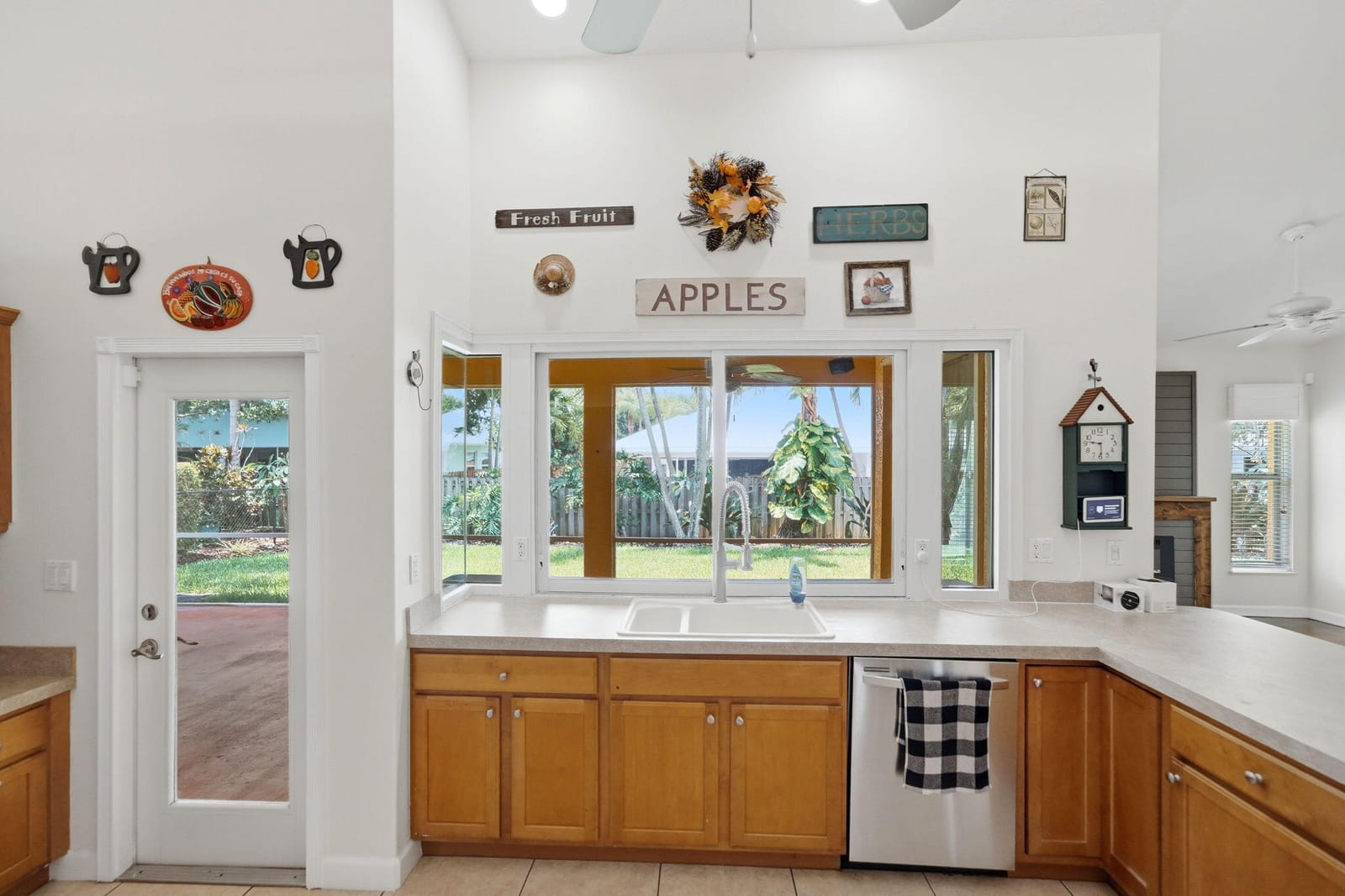426 NE Vanda Terrado, Jensen Beach, FL 34957 photo 30