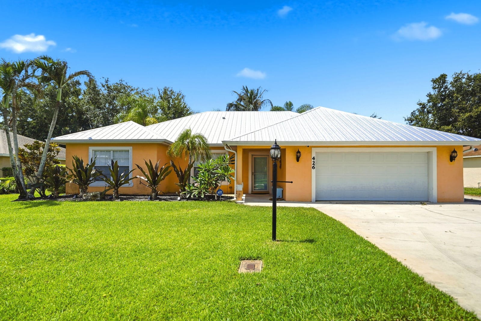 426 NE Vanda Terrado, Jensen Beach, FL 34957 photo 9