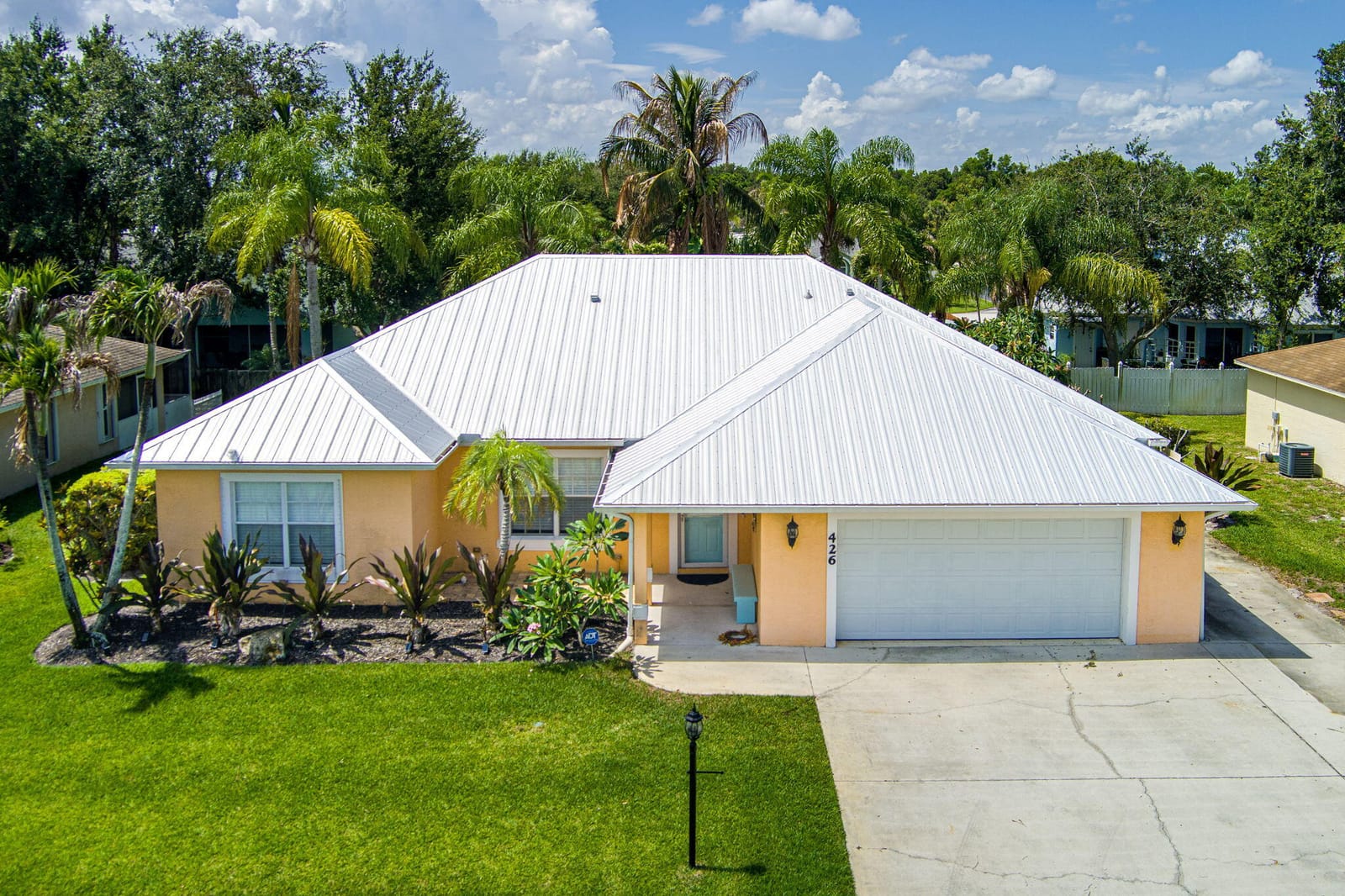 426 NE Vanda Terrado, Jensen Beach, FL 34957 photo 10