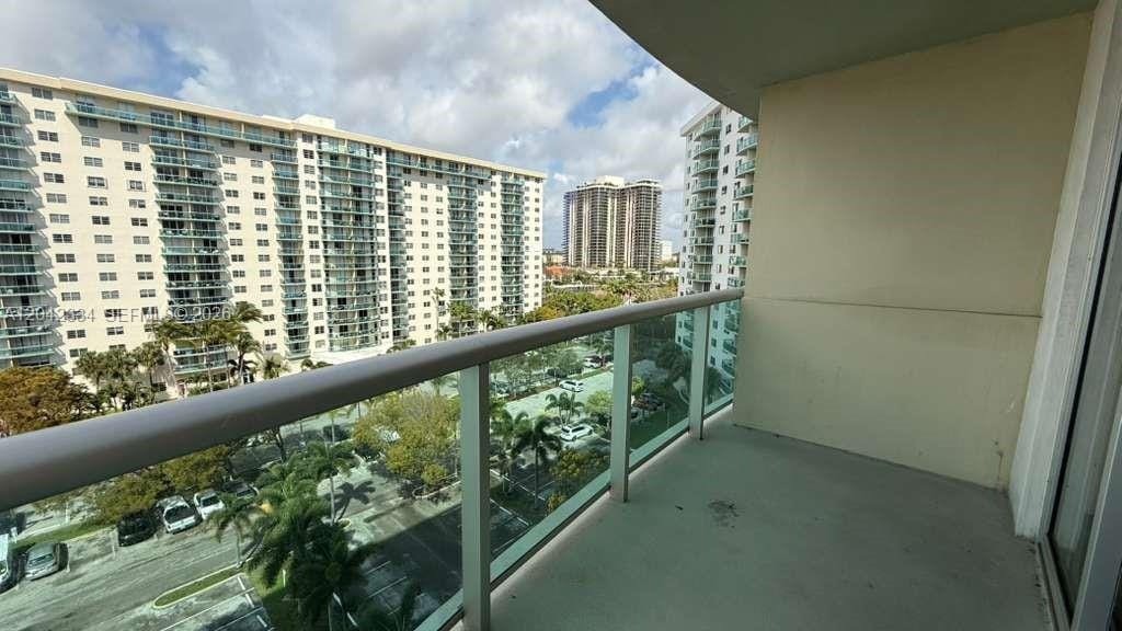 19380 Collins Avenue 905, Sunny Isles Beach, FL 33160 photo 24