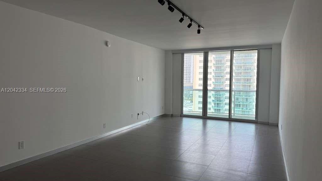 19380 Collins Avenue 905, Sunny Isles Beach, FL 33160 photo 7