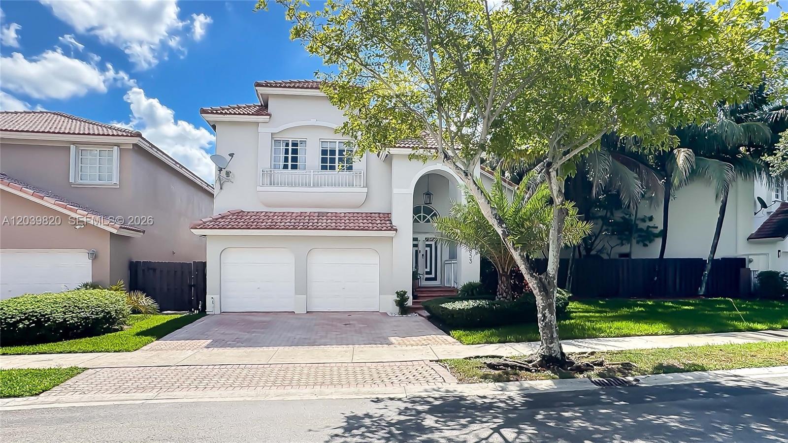 5853 NW 111th Avenue, Doral, FL 33178
