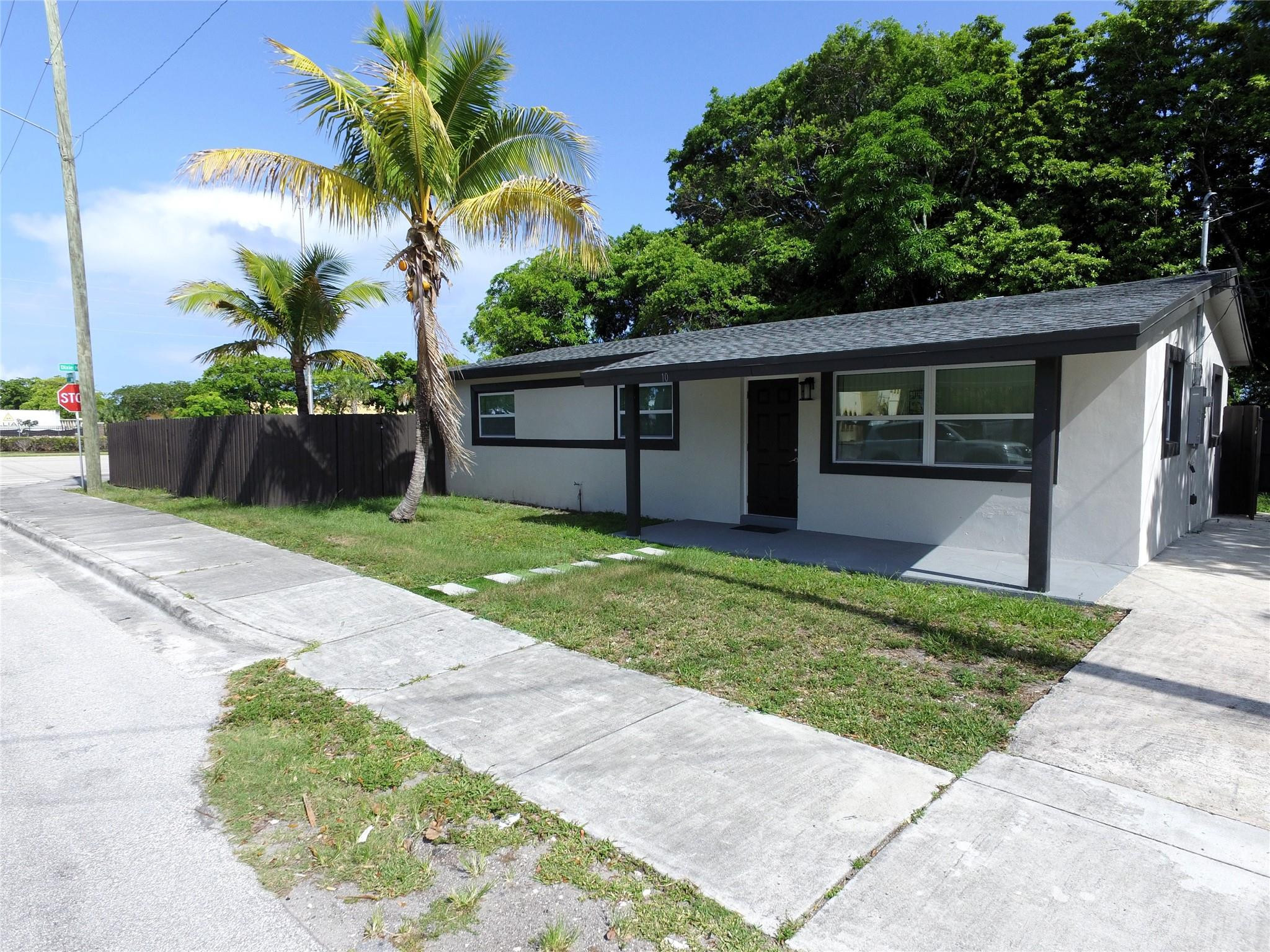 10 SW 5th Court, Deerfield Beach, FL 33441, Deerfield Beach