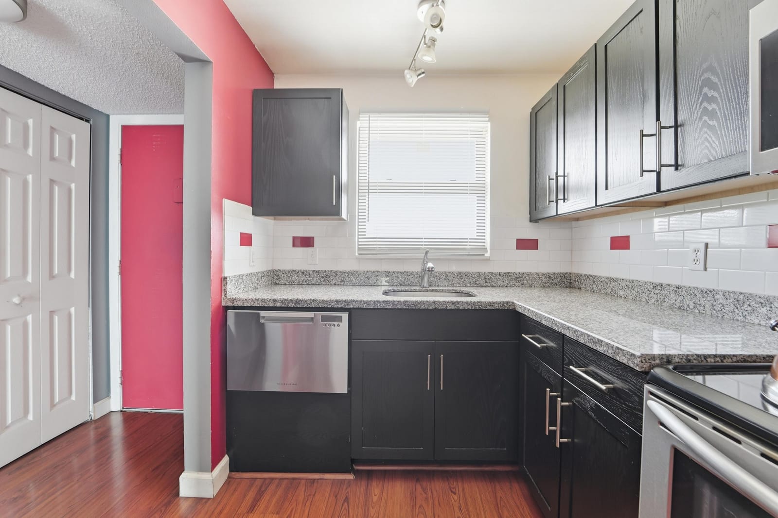4760 Lucerne Lakes Boulevard W 403 — photo 2