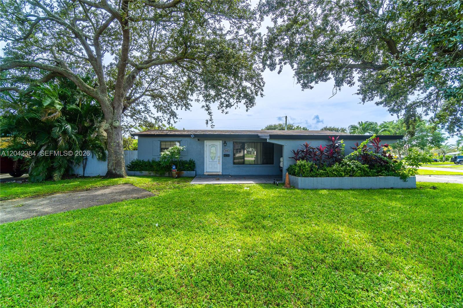 3338 Taft Street, Hollywood, FL 33021, Hollywood