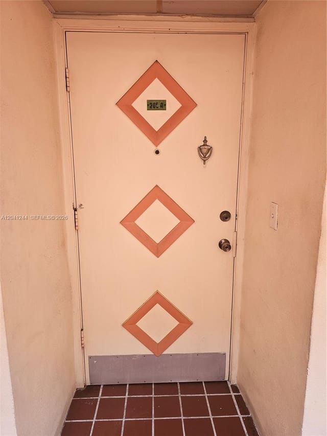 215 SE 3rd Avenue 205A, Hallandale Beach, FL 33009