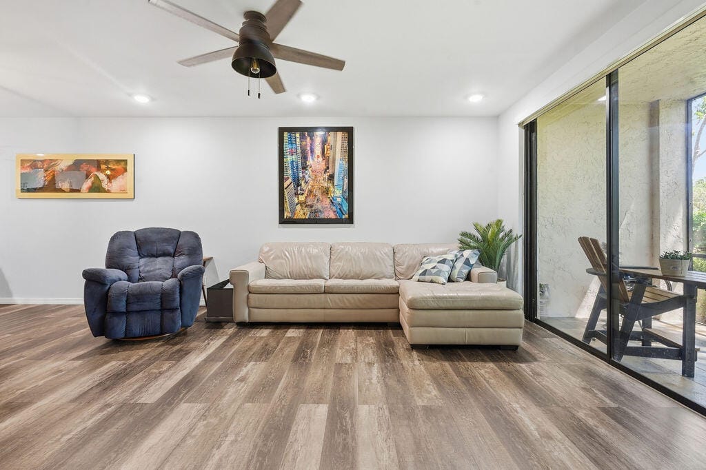 1143 Duncan Circle 103 — photo 7