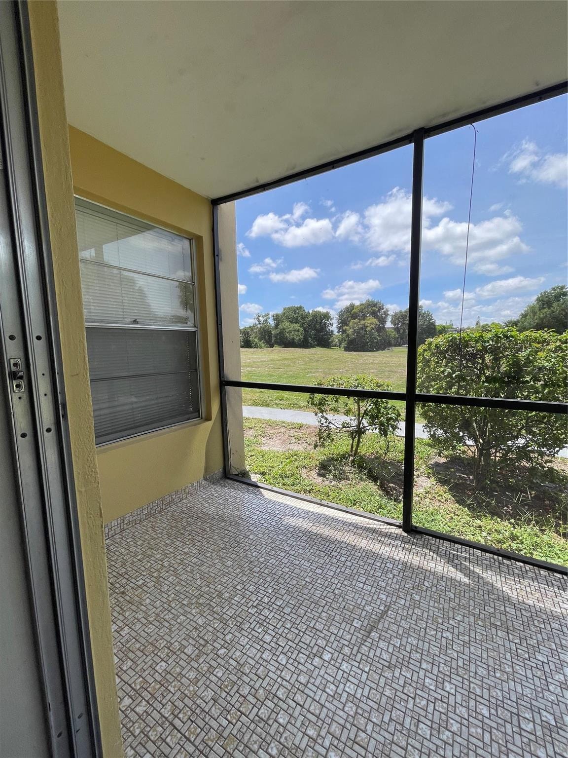 4158 Inverrary Drive 111 — photo 11