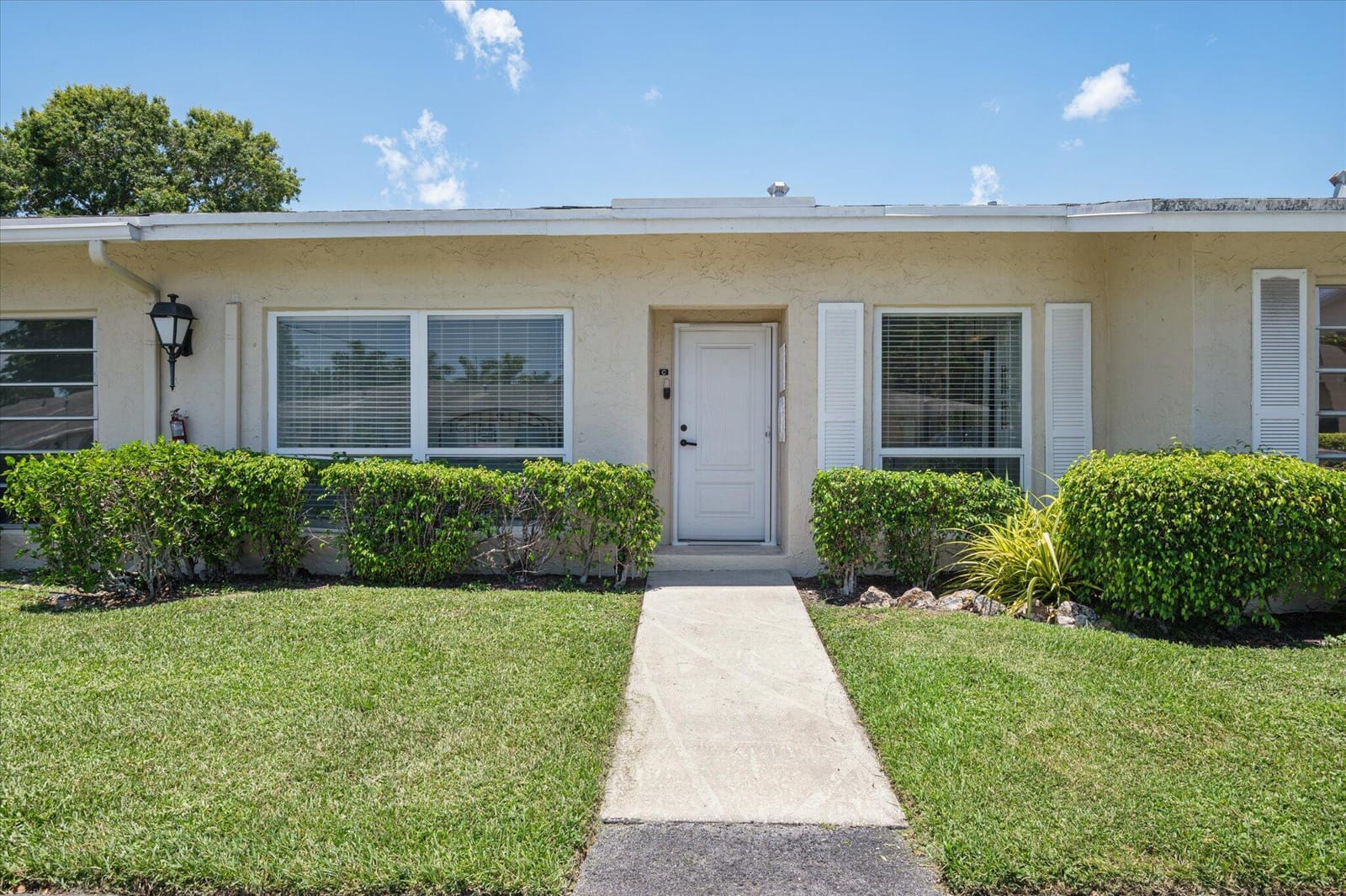 13725 Flora Place C, Delray Beach, FL 33484 photo 2