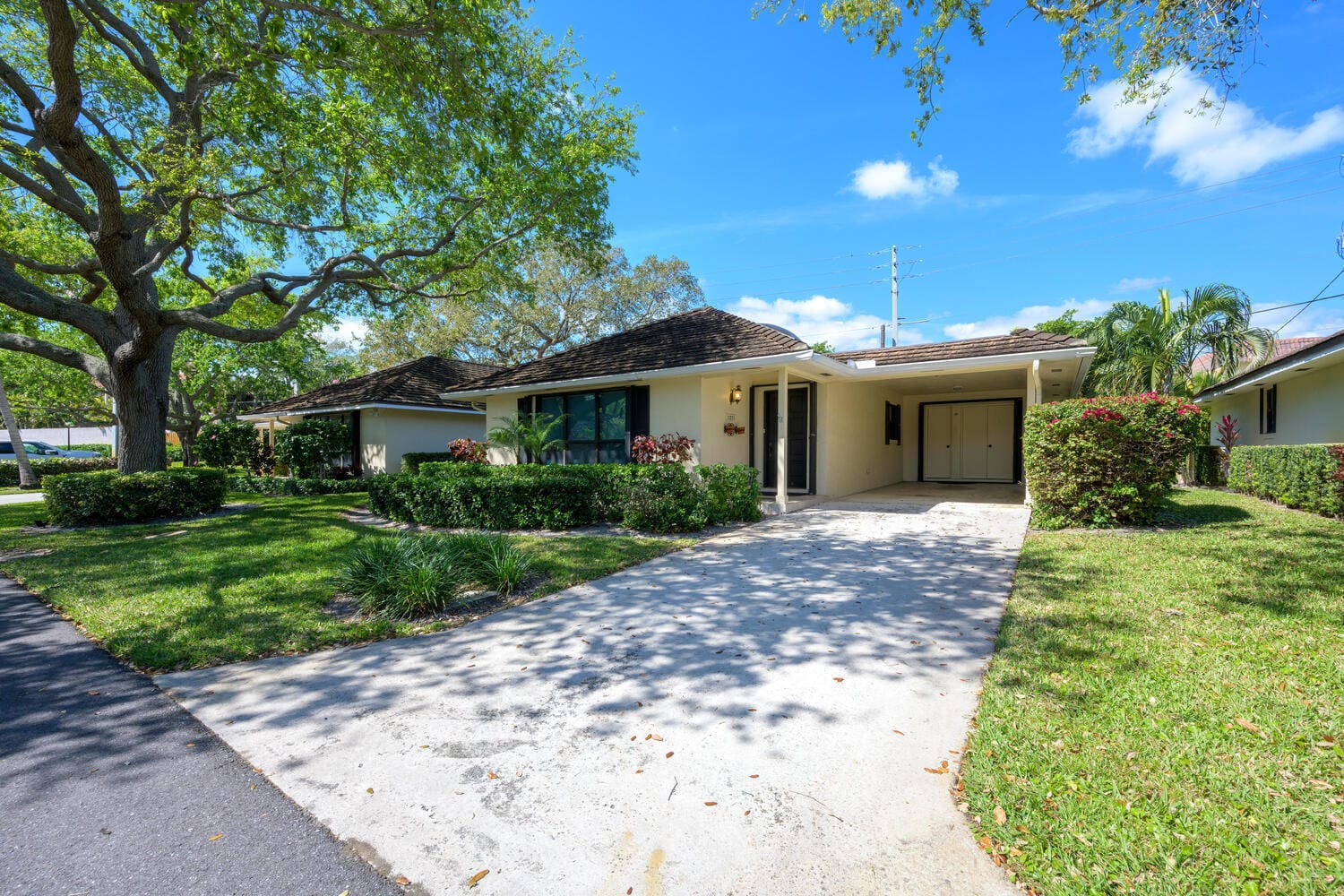 11335 Twelve Oaks Way — photo 2