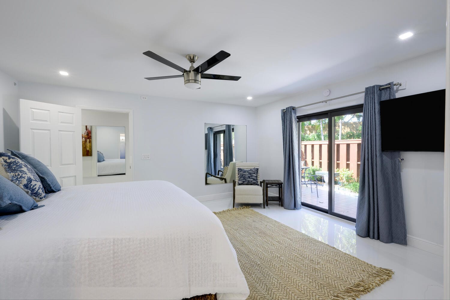 11335 Twelve Oaks Way — photo 10