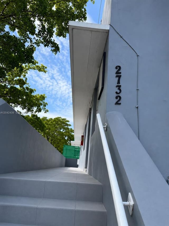 2732 SW 22nd Street 3, Miami, FL 33133
