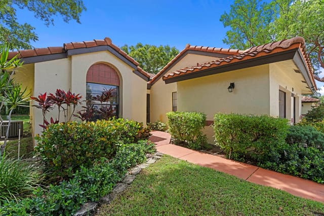 10044 Andrea Lane A, Palm Chase Lakes, Boynton Beach, FL