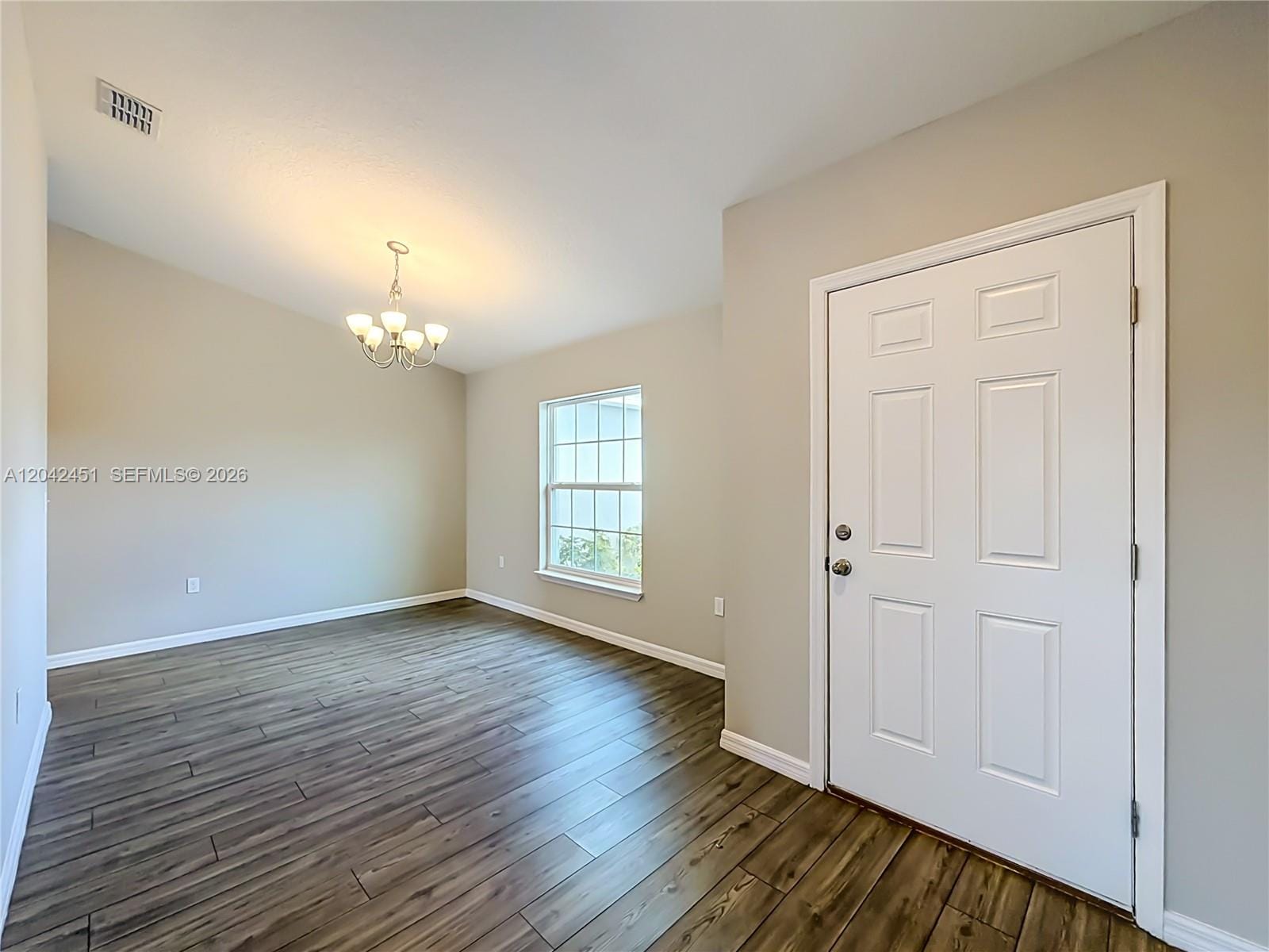 666 SW Jeanne Avenue — photo 4