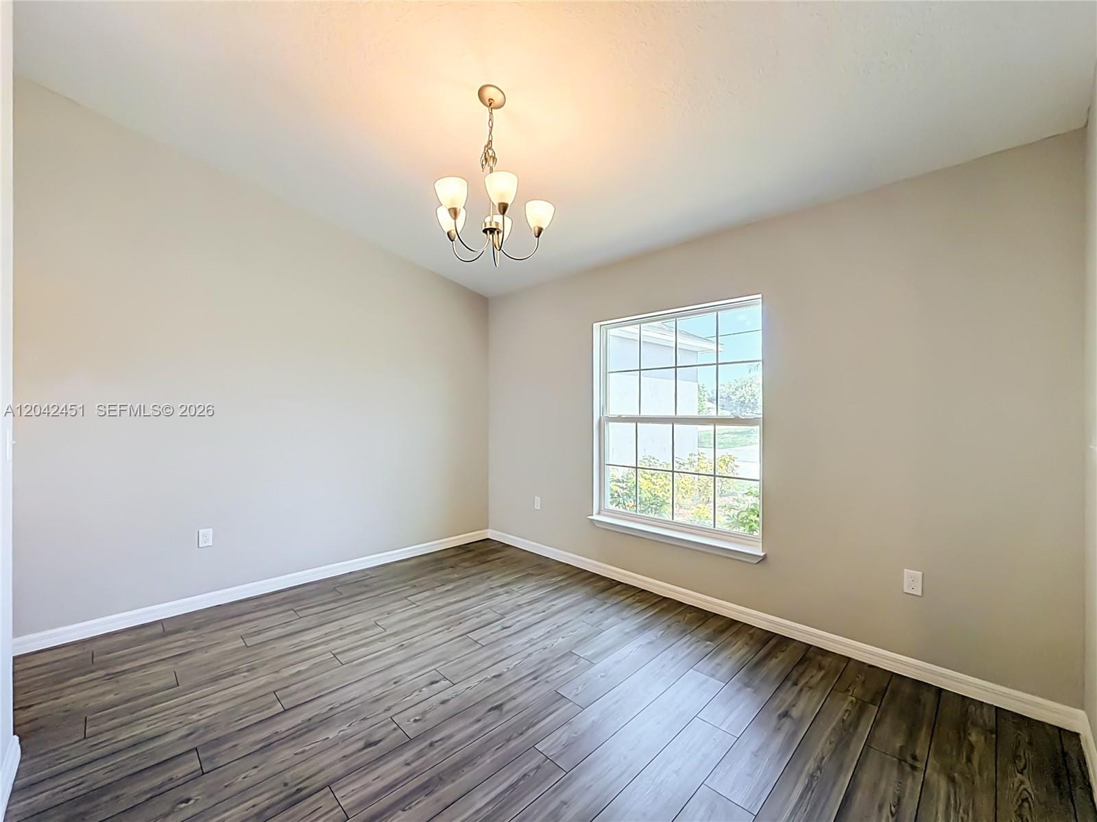 666 SW Jeanne Avenue — photo 5