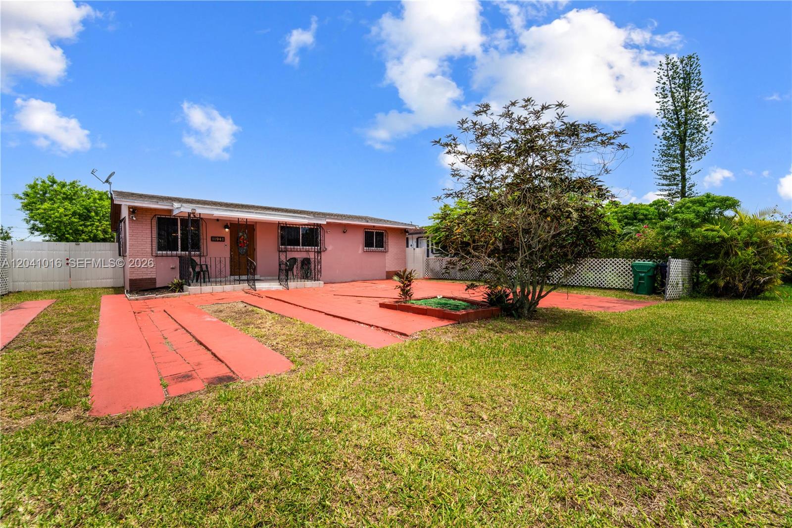 11941 SW 4th Street, Miami, FL 33184, Miami