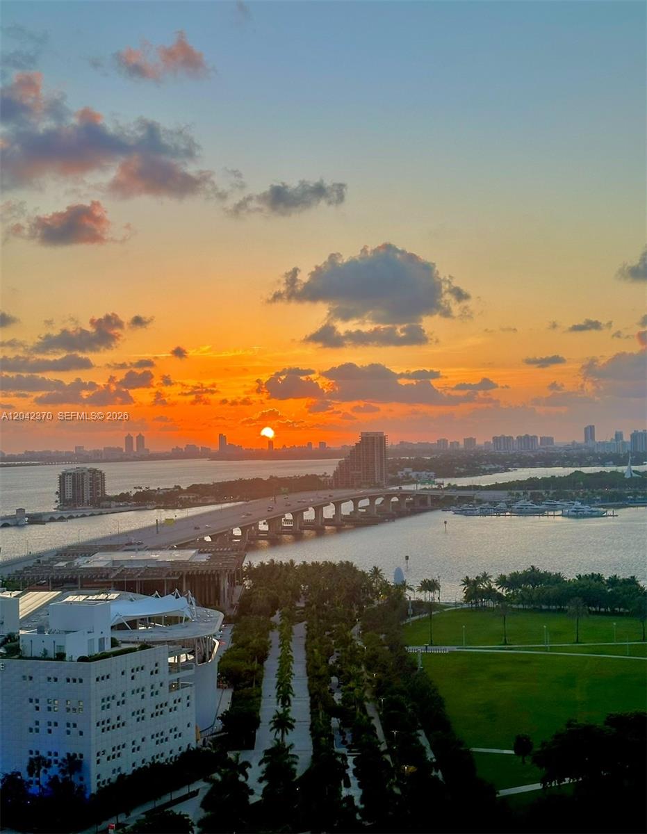 900 Biscayne Boulevard 2312, Miami, FL 33132, Miami