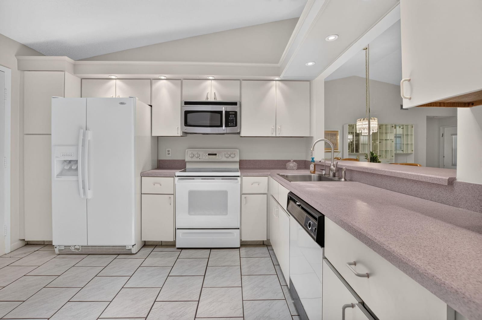 10546 Beach Palm Court B — photo 8