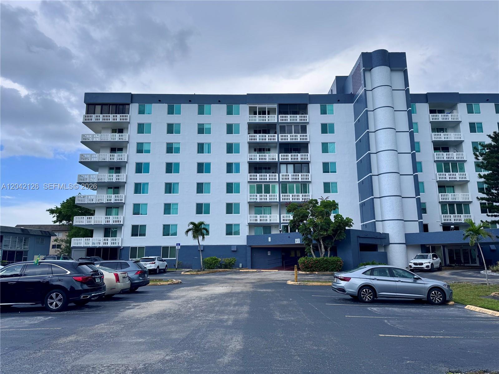919 Hillcrest Dr 102 102, Hollywood, FL 33021, Hollywood