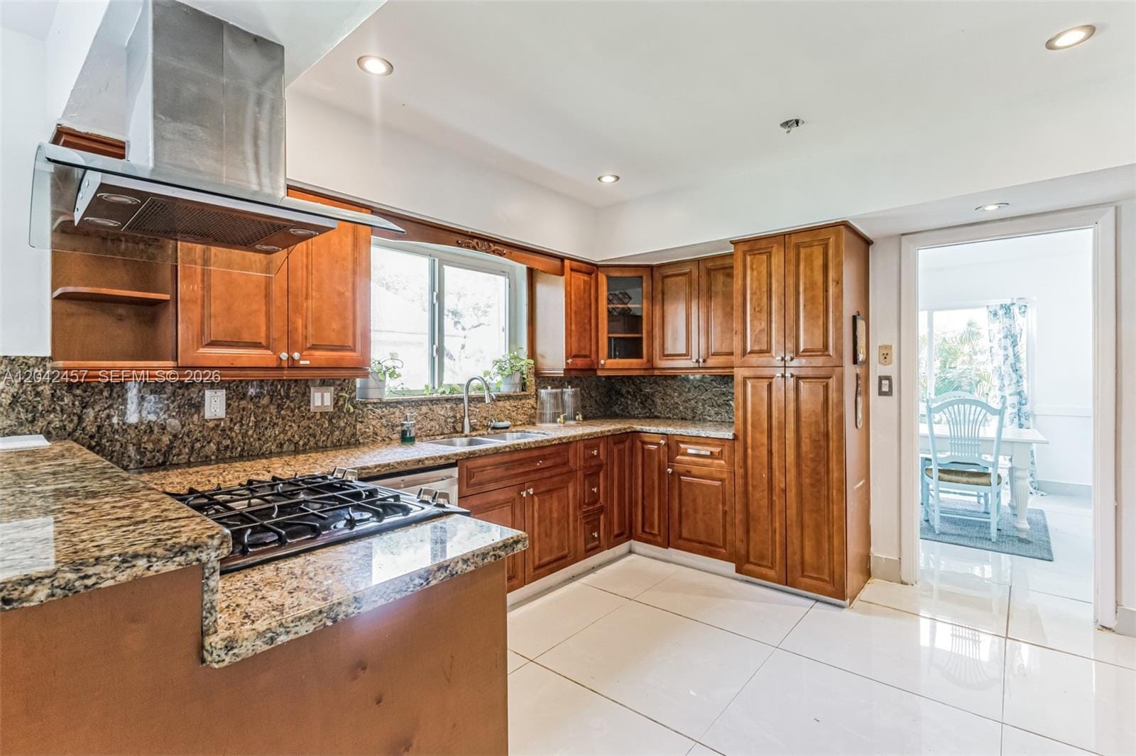 633 N Crescent Drive, Hollywood, FL 33021 photo 19