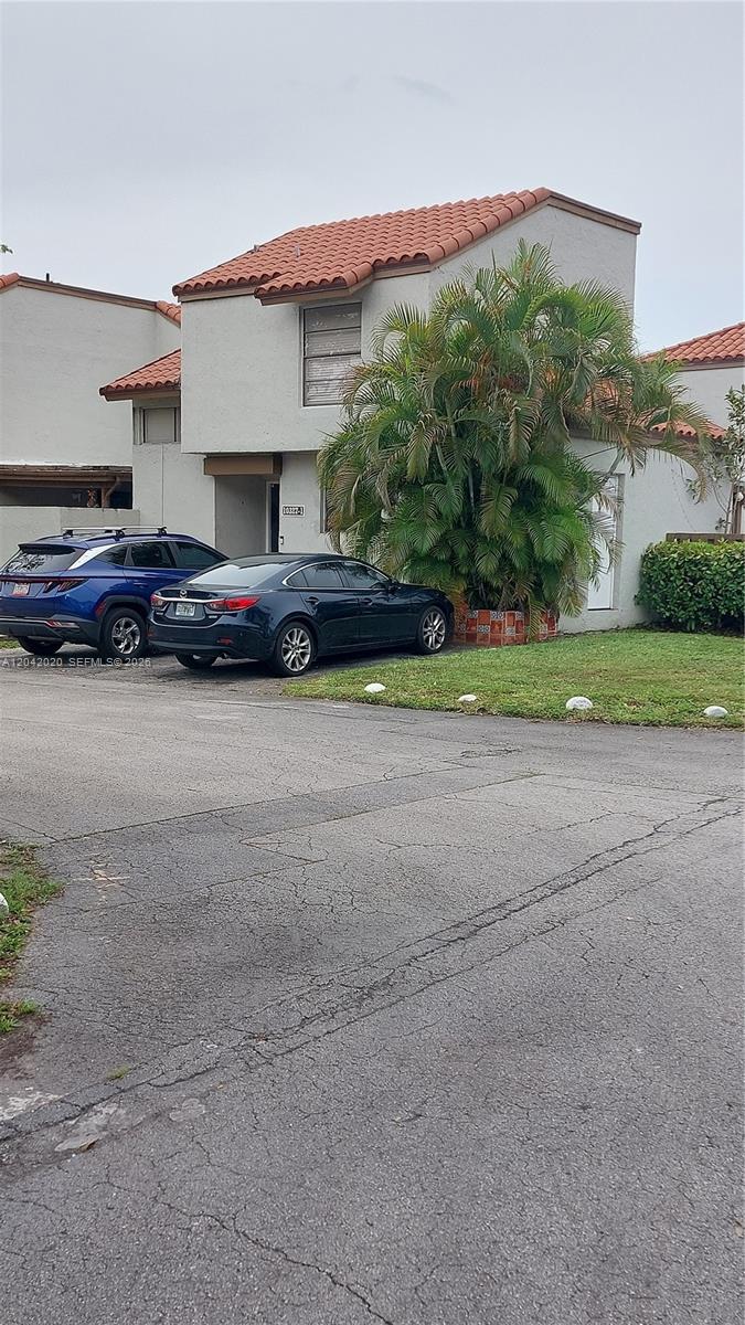 10327 NW 9th St Circle 17, Miami, FL 33172, Miami