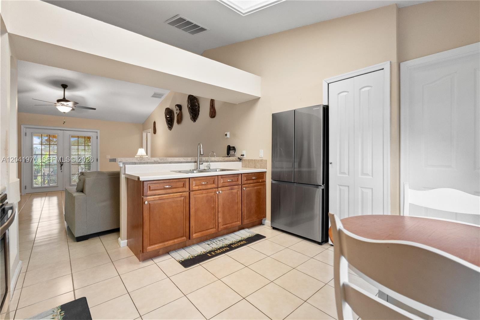 2257 SW Picture Terrace — photo 3